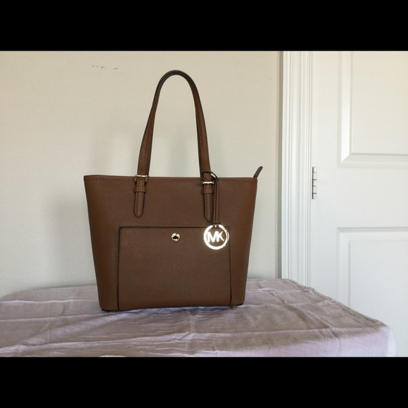 Michael Kors Handbags - Michael kors leather tote